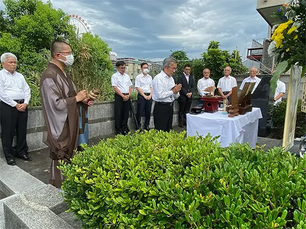 Spirit consoling service for nuclear bomb victims at the Nagasaki Steel Works