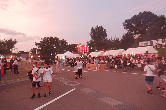 納涼夏祭りの様子